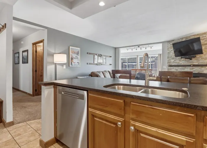 Be306 Bridge End 2br 2ba
